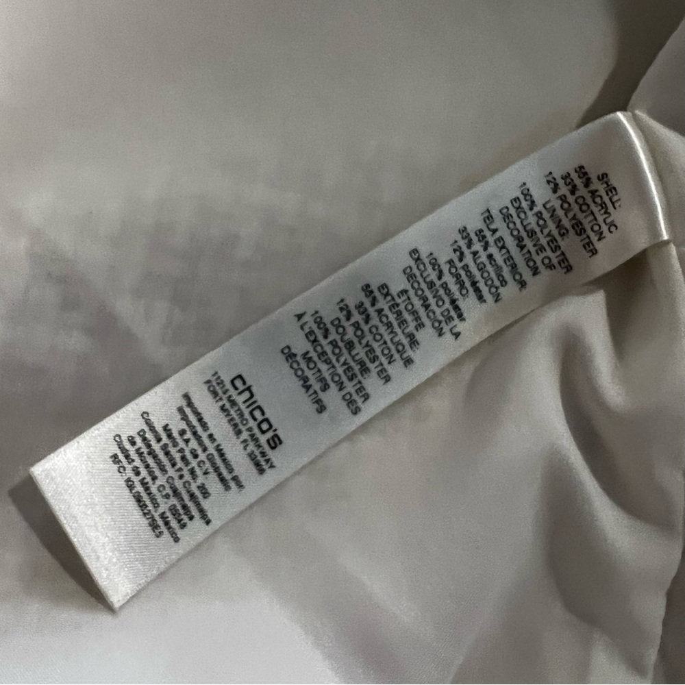 Chico’s Textured Embellished Trim Cream and Gold Open Front jacket size large - Picture 11 of 11